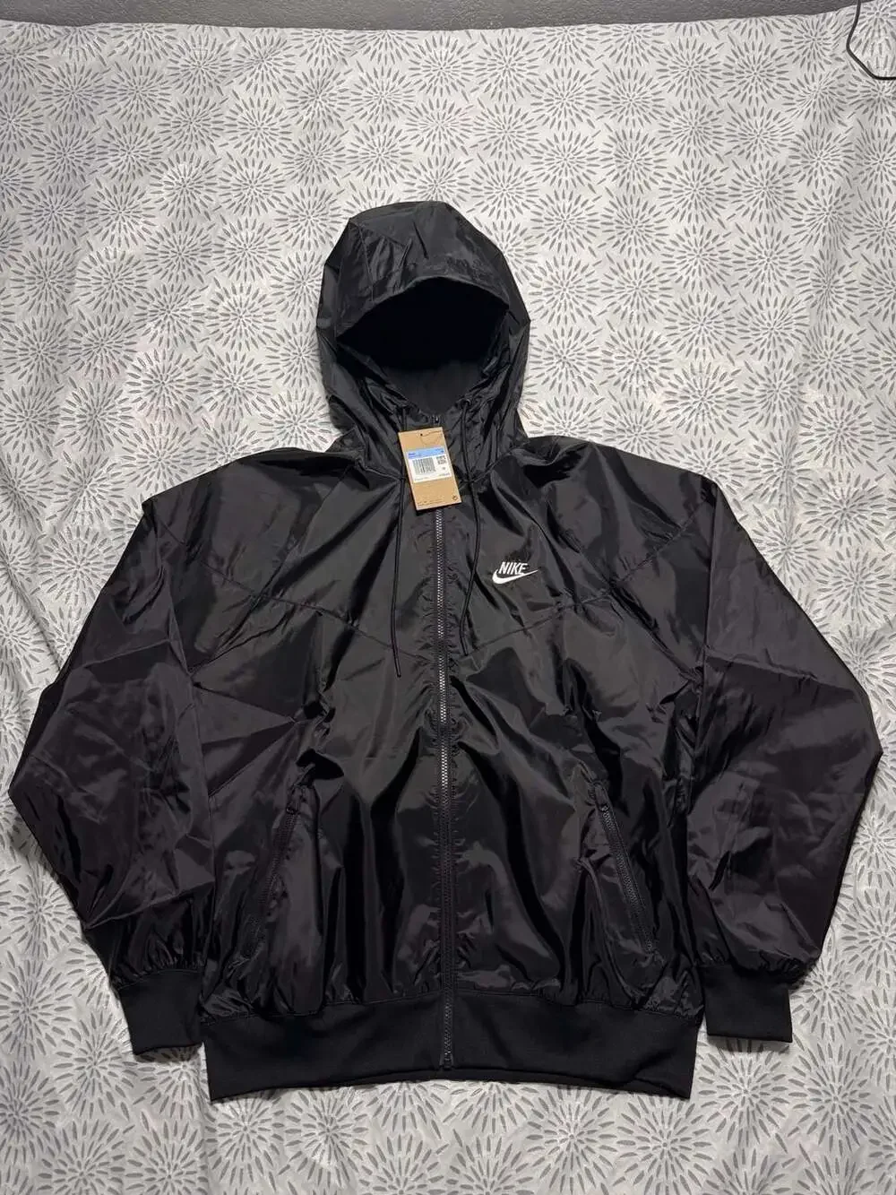 Nike Men's Sportswear Windrunner Hooded Jacket Black DA0001-010 Size M
